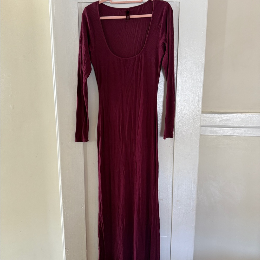 SKIMS red wine body shapping Ribbed Maxi Dress - Picture 5 of 7